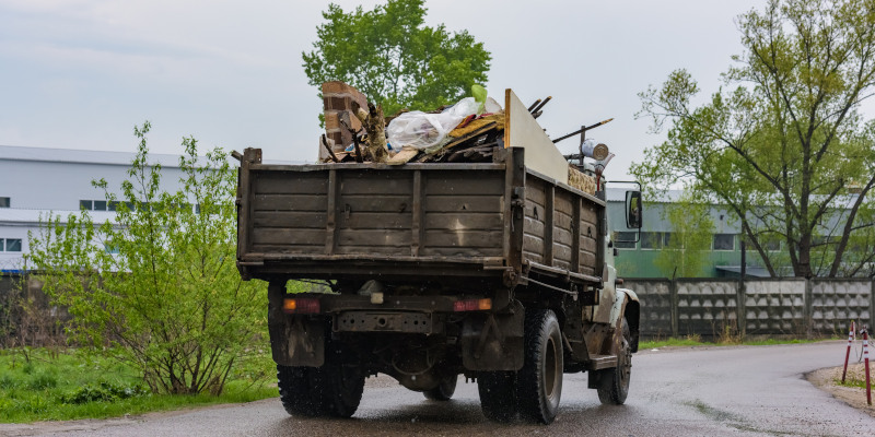 Debris Hauling Services in Jacksonville, Florida